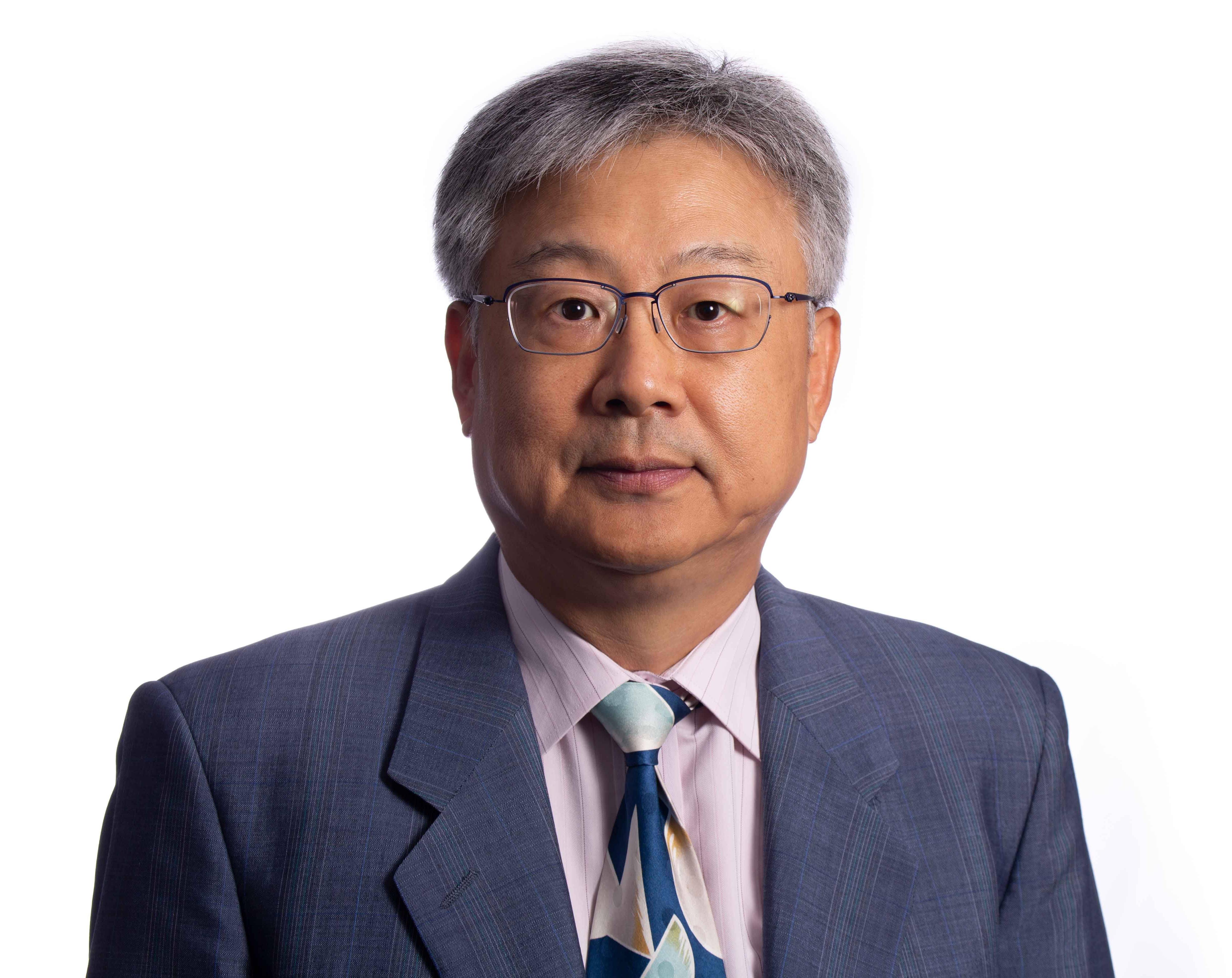 Dr. CHANG-HYUN乔